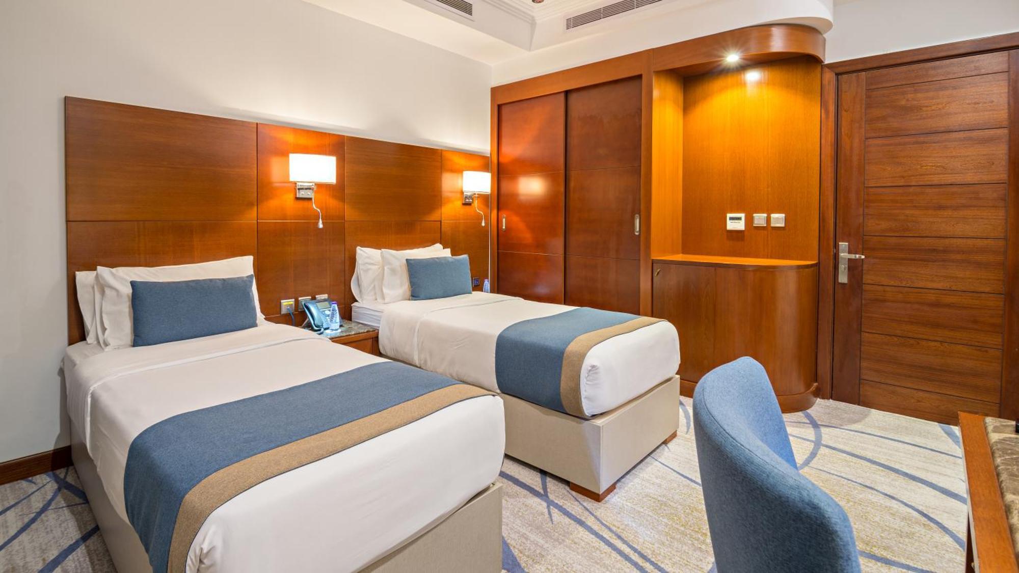 Jiwar Almasi Hotel Jeddah Exterior photo